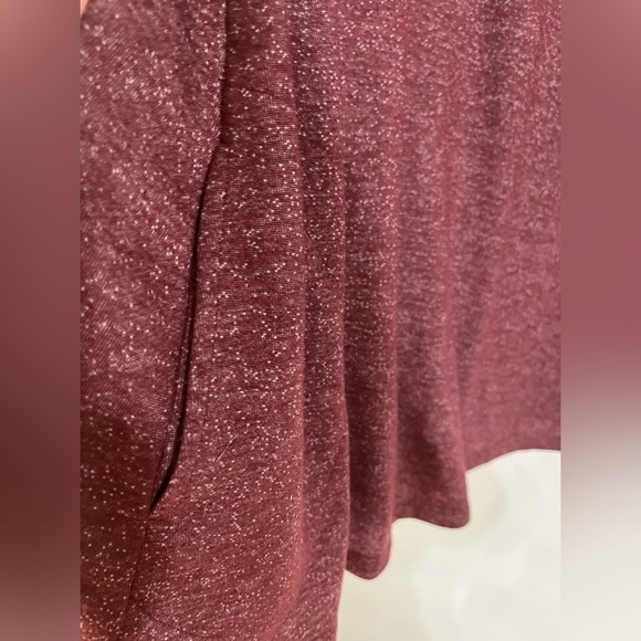 Logo launch long sleeve tunic 2X top V-neck - Picture 4 of 6